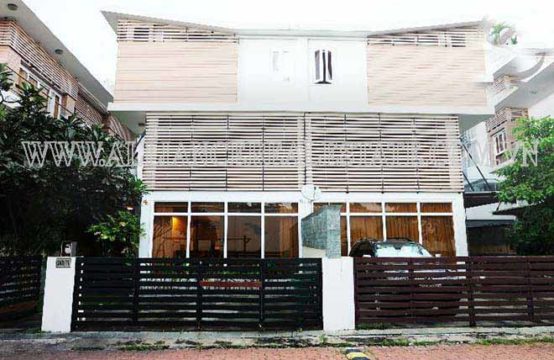 Villa for Rent in Compound in Thao Dien